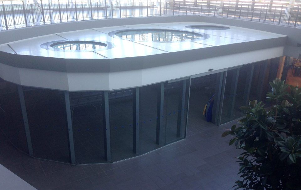 installation of mobile walls for clinics