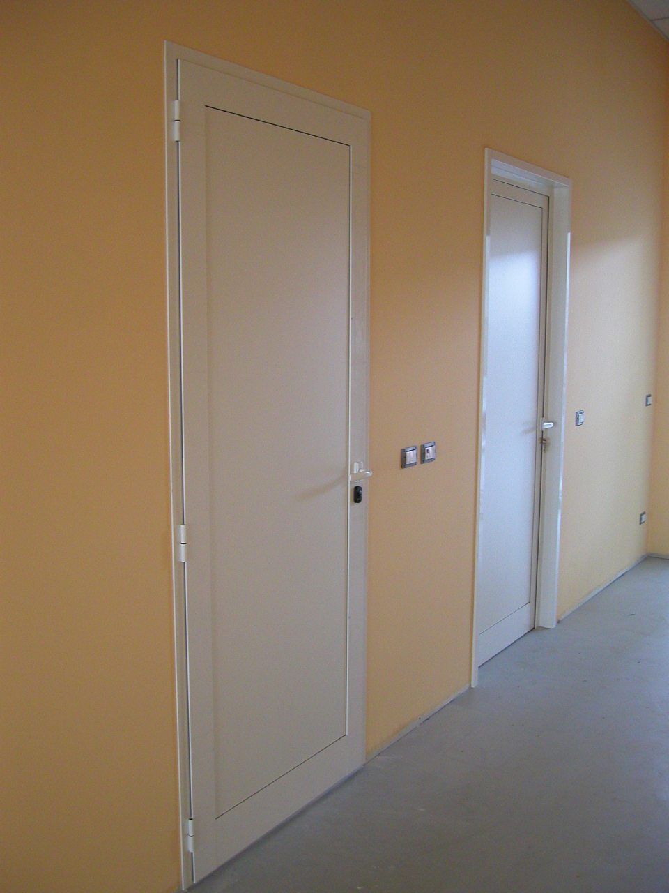 installation of automatic doors with adjustment devices