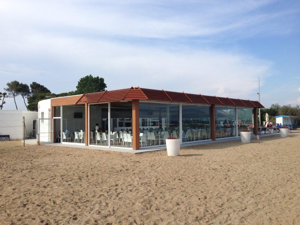 progettazione di porte con alto isolamento acustico