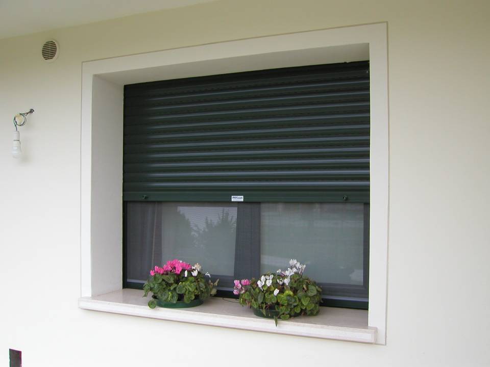 produzione vetri antisfondamento