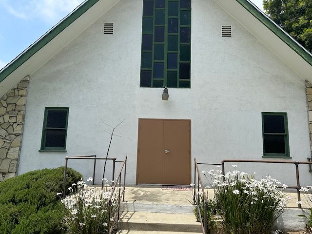 Mt. Sinai Chapel interior and exterior photos