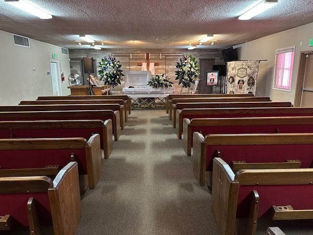 Mt. Sinai Chapel interior and exterior photos