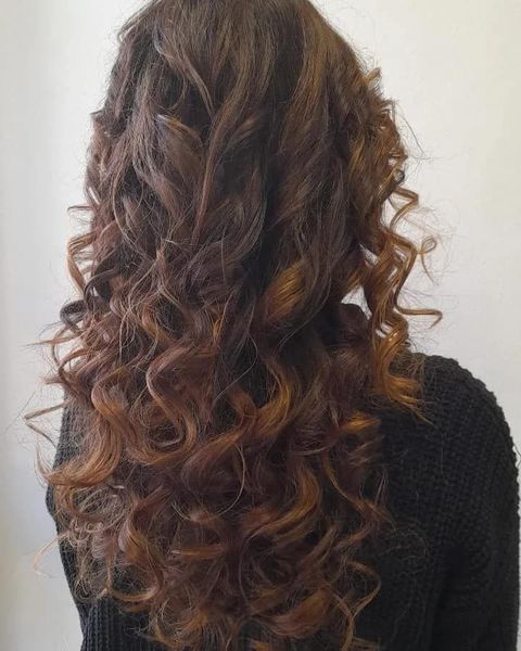 Acconciatura realizzata da Evolution Hair parrucchieri