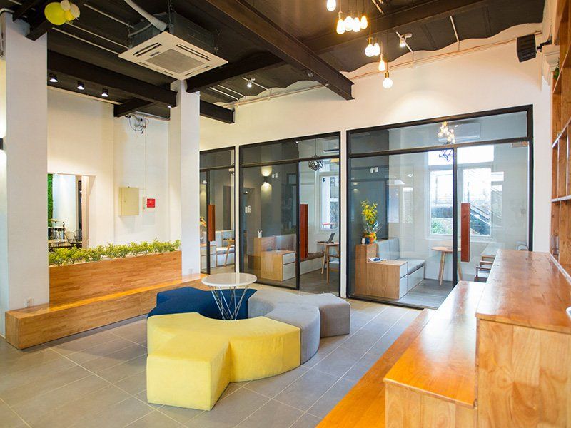 Modern Office Lobby — Anoka, MN — Dynamic Office Services