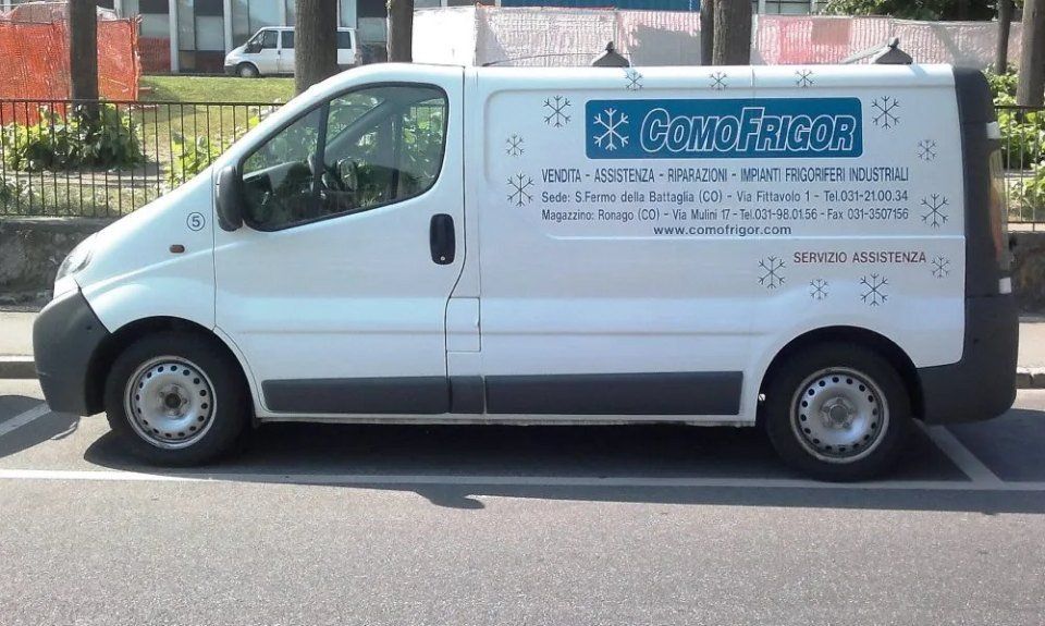Furgone per interventi di riparazione frigo e condizionatori