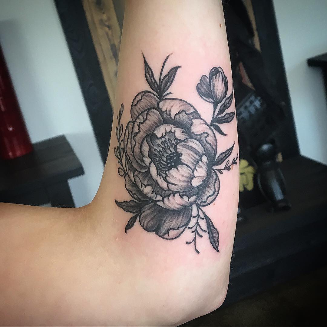 Floral Tattoo by Dale Moostoos at Crimson Empire Tattoo in Edmonton Alberta Canada