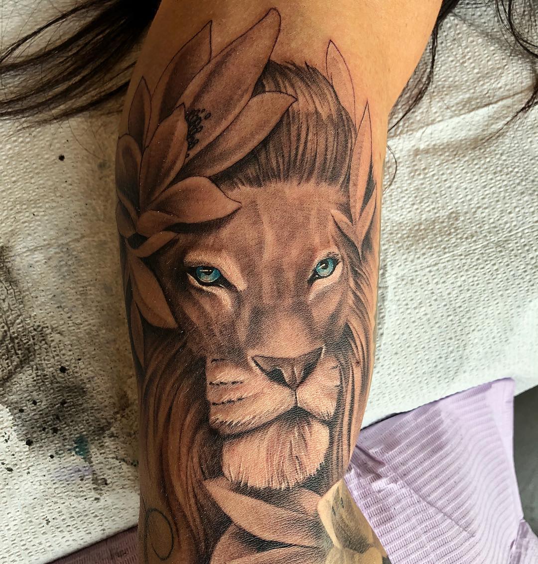 Lion Tattoo by Chad Lavers at Crimson Empire Tattoo in Edmonton Alberta Canada