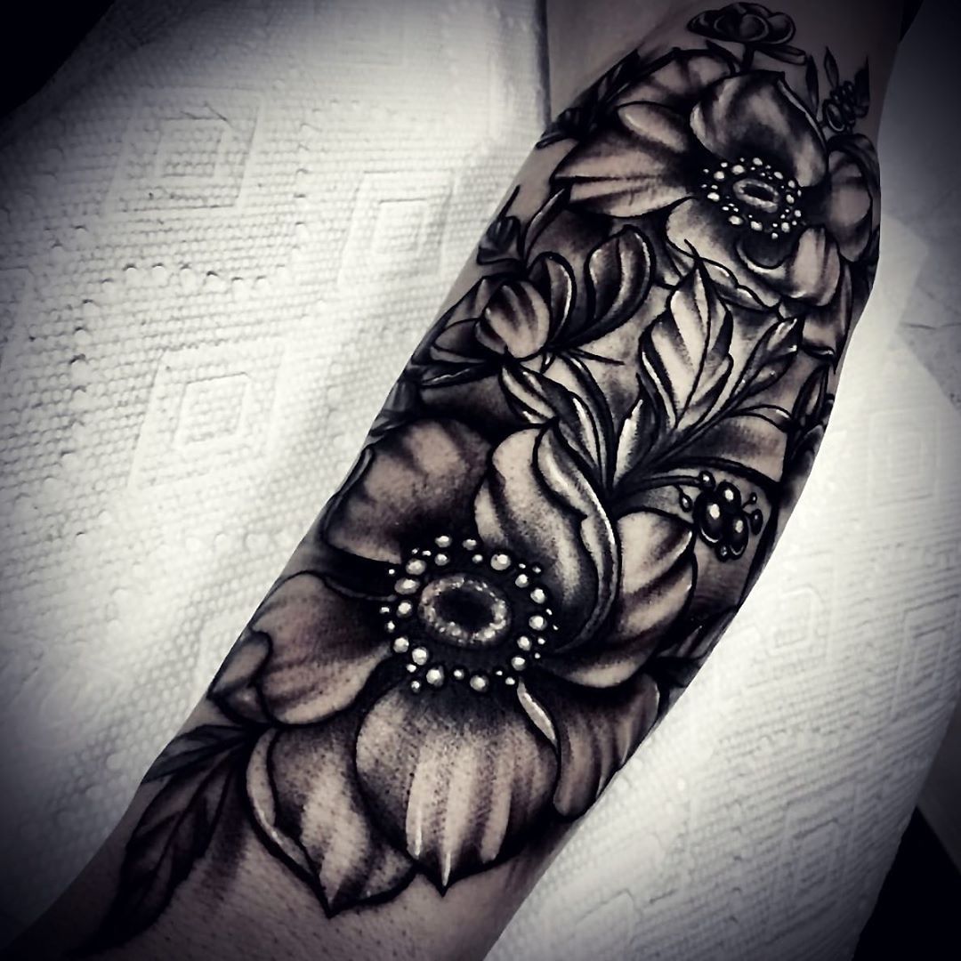 Floral Tattoo by Romeo Ostiguy at Black Gold Tattoo Co in Edmonton Alberta Canada