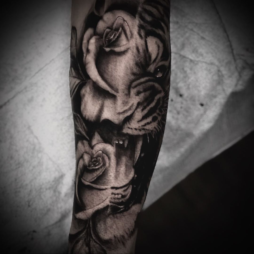 Tiger and Roses Tattoo by Romeo Ostiguy at Black Gold Tattoo Co in Edmonton Alberta Canada