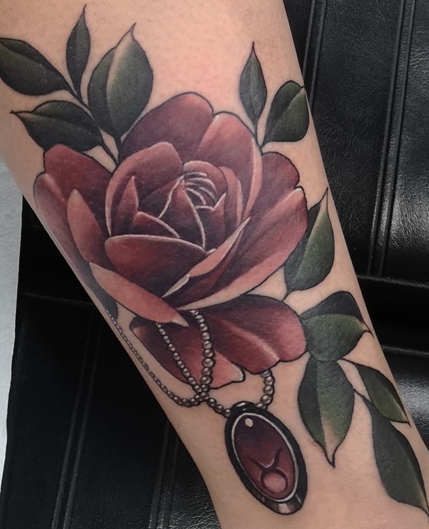 Rose and Jewel Tattoo by Sasha Day at Black Gold Tattoo Co in Edmonton Alberta Canada