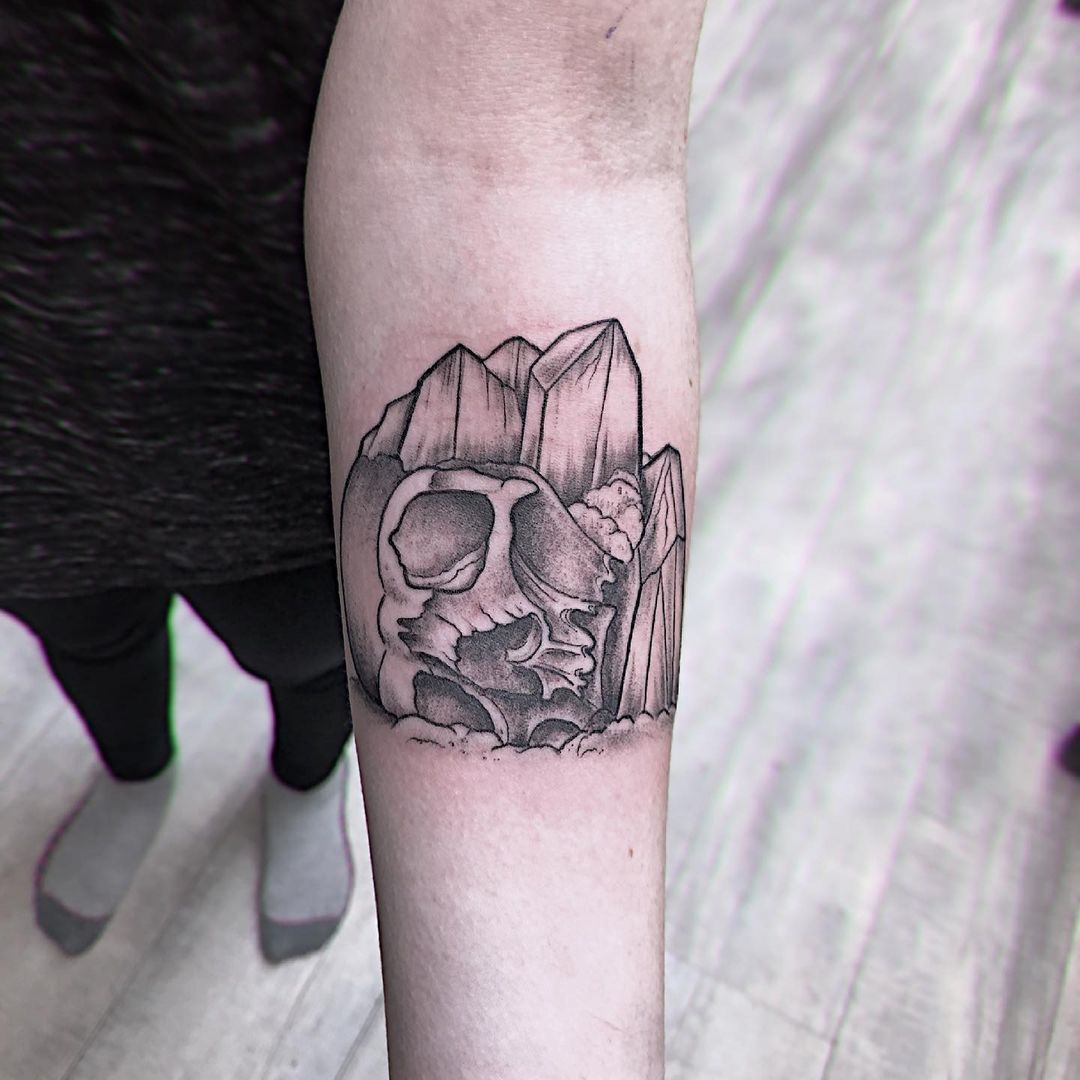 Skull and Crystals Tattoo by Tony Honning at Crimson Empire Tattoo in Edmonton Alberta Canada