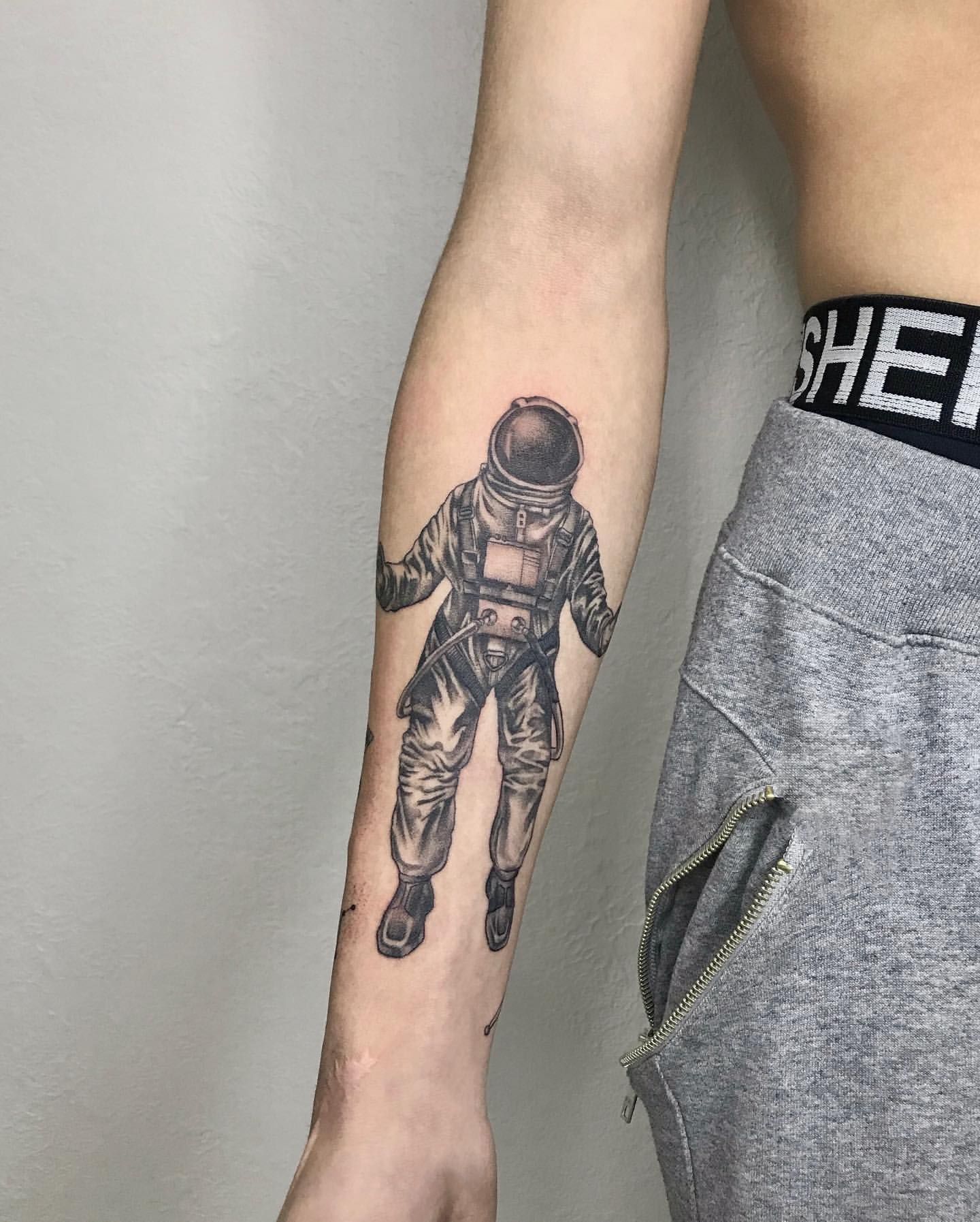 Astronaut Tattoo by Liza Kruk at Silver Ghost Tattoo in Edmonton Alberta Canada