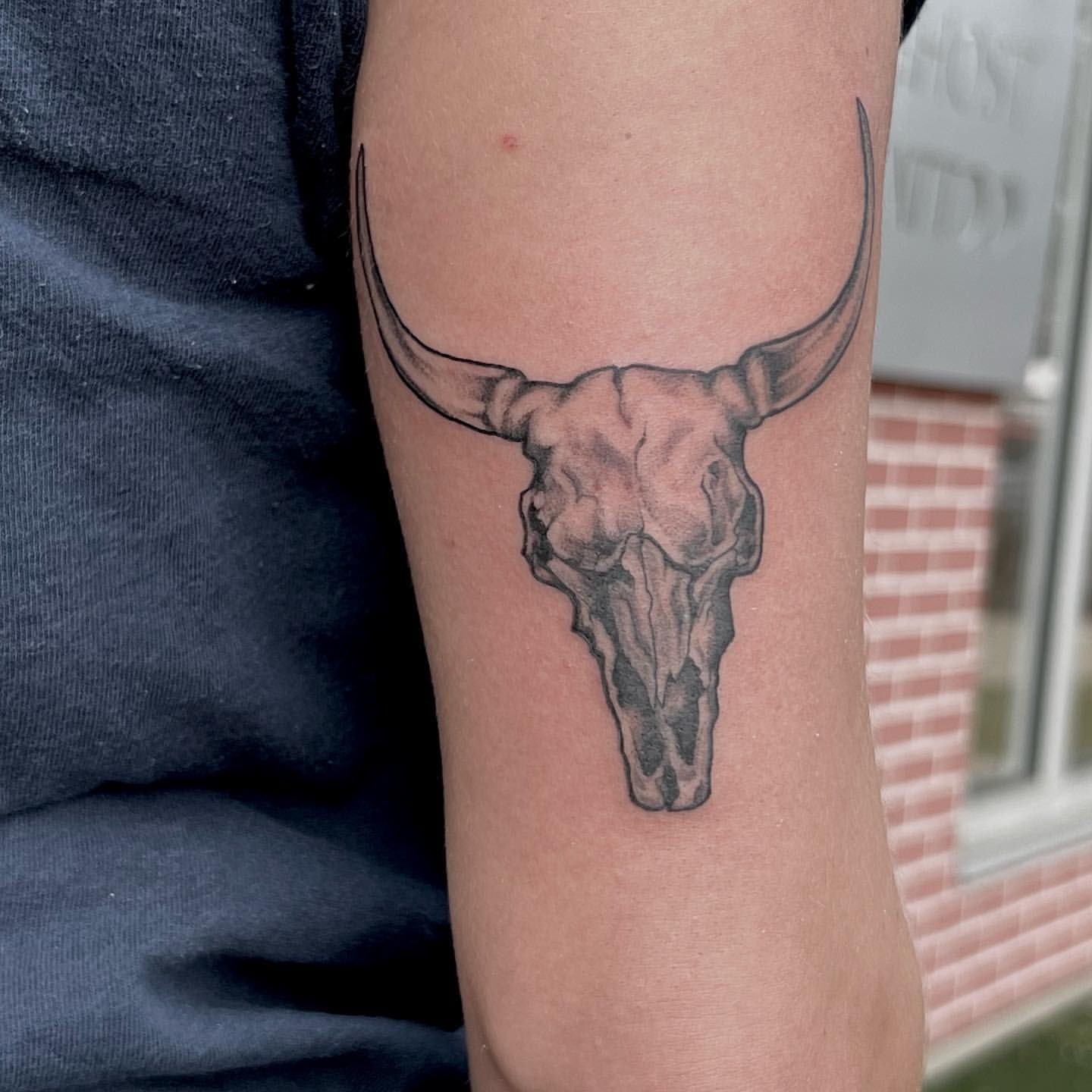 Longhorn Skull Tattoo by Liza Kruk at Silver Ghost Tattoo in Edmonton Alberta Canada