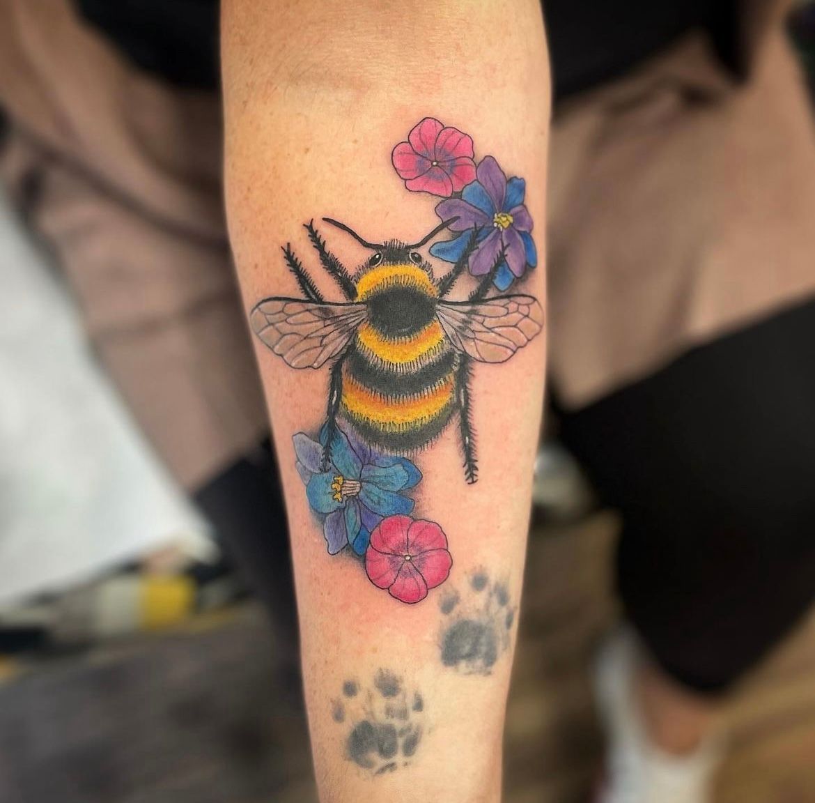 Bee and Floral Tattoo by Jess Alther at Black Gold Tattoo Co in Edmonton Alberta Canada