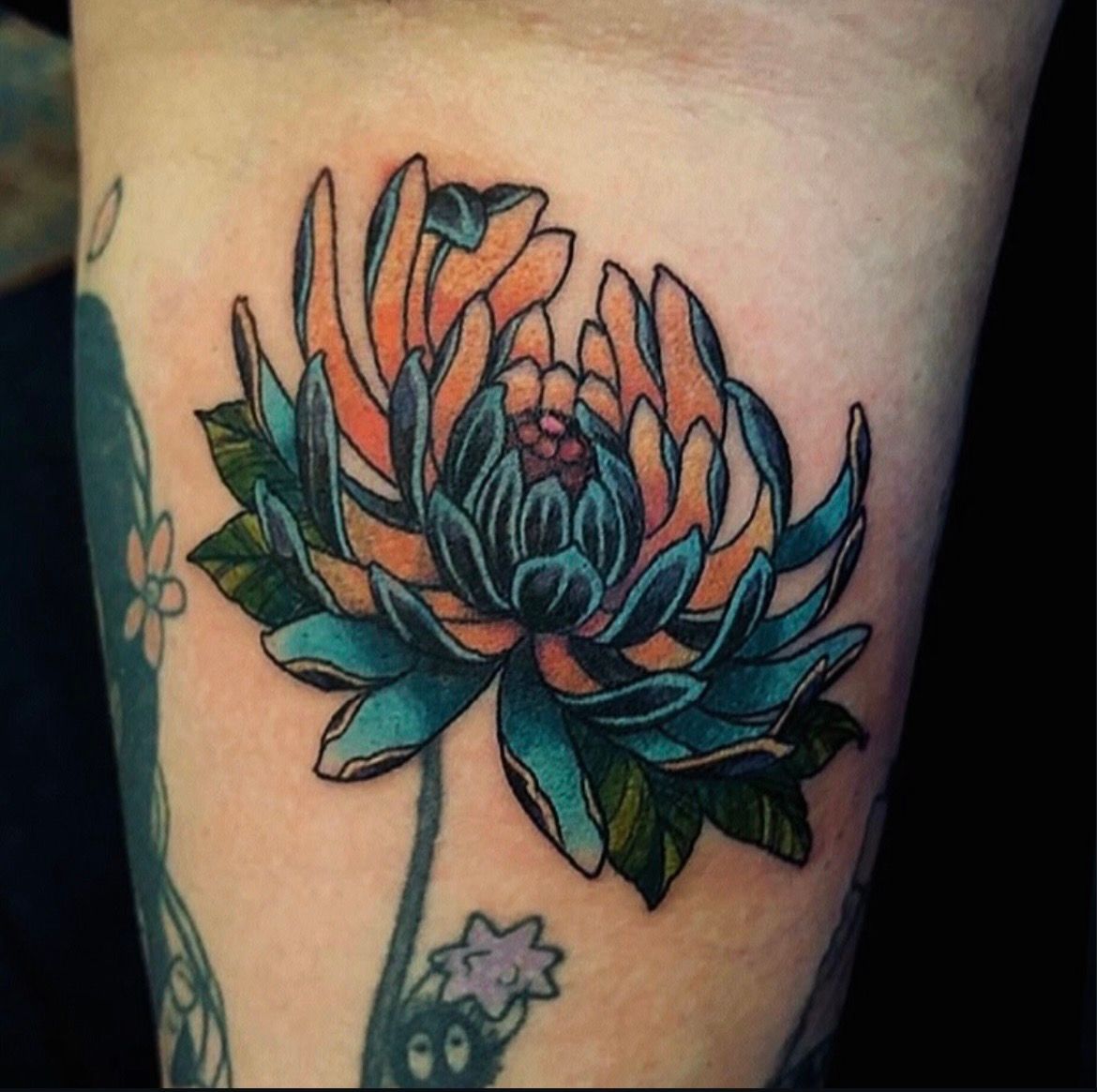 Chrysanthemum Tattoo by Vinny Nguyen at Crimson Empire Tattoo in Edmonton Alberta Canada