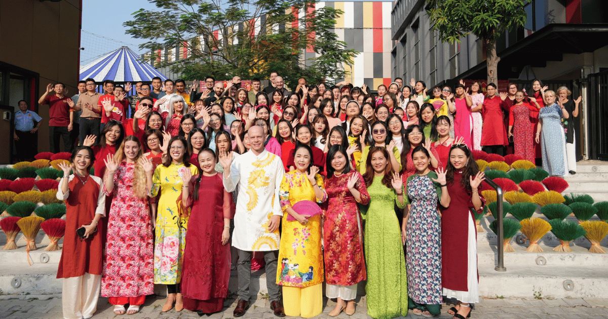 EMASI Van Phuc Teachers