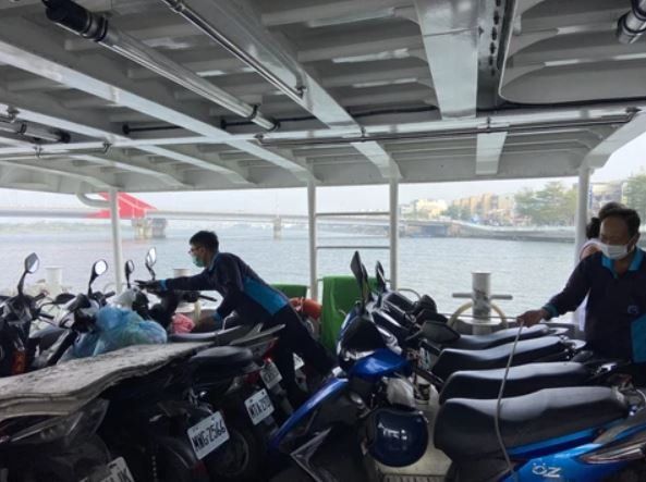 xiaoliuqiu ferry