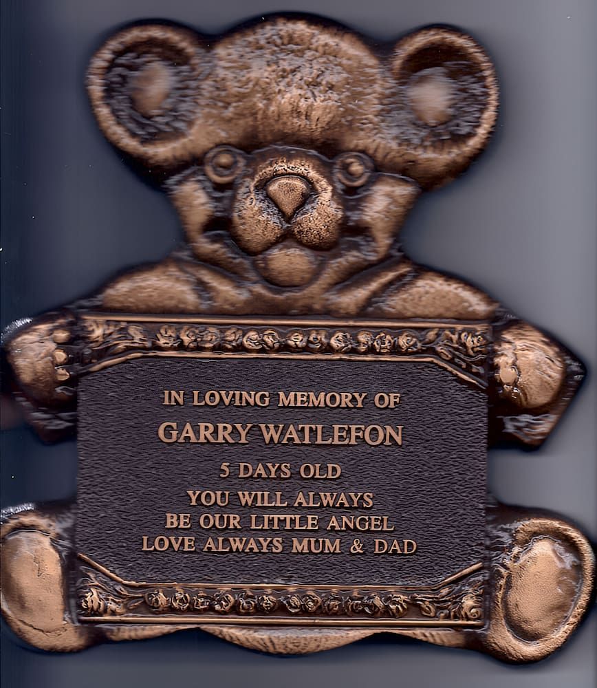 A Plaque For Thomas James Everlon With A Windmill On It — Mid Coast Monuments In Wauchope, NSW