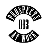 Zwart-wit patch met de woorden "PROSPECTS", "013" en "AT WORK" in gebogen letters.
