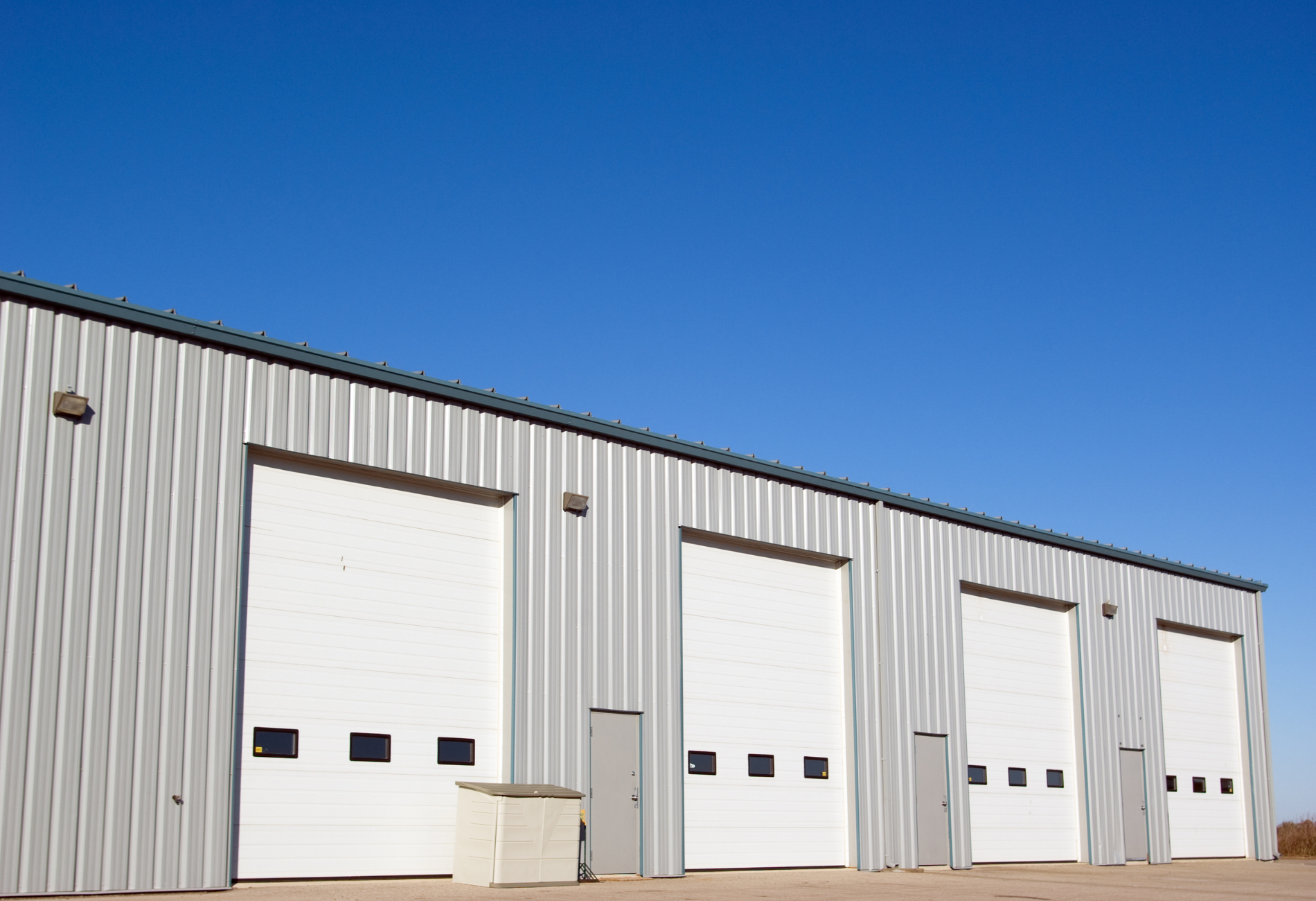 An empty gym with a sign that says chris athletics