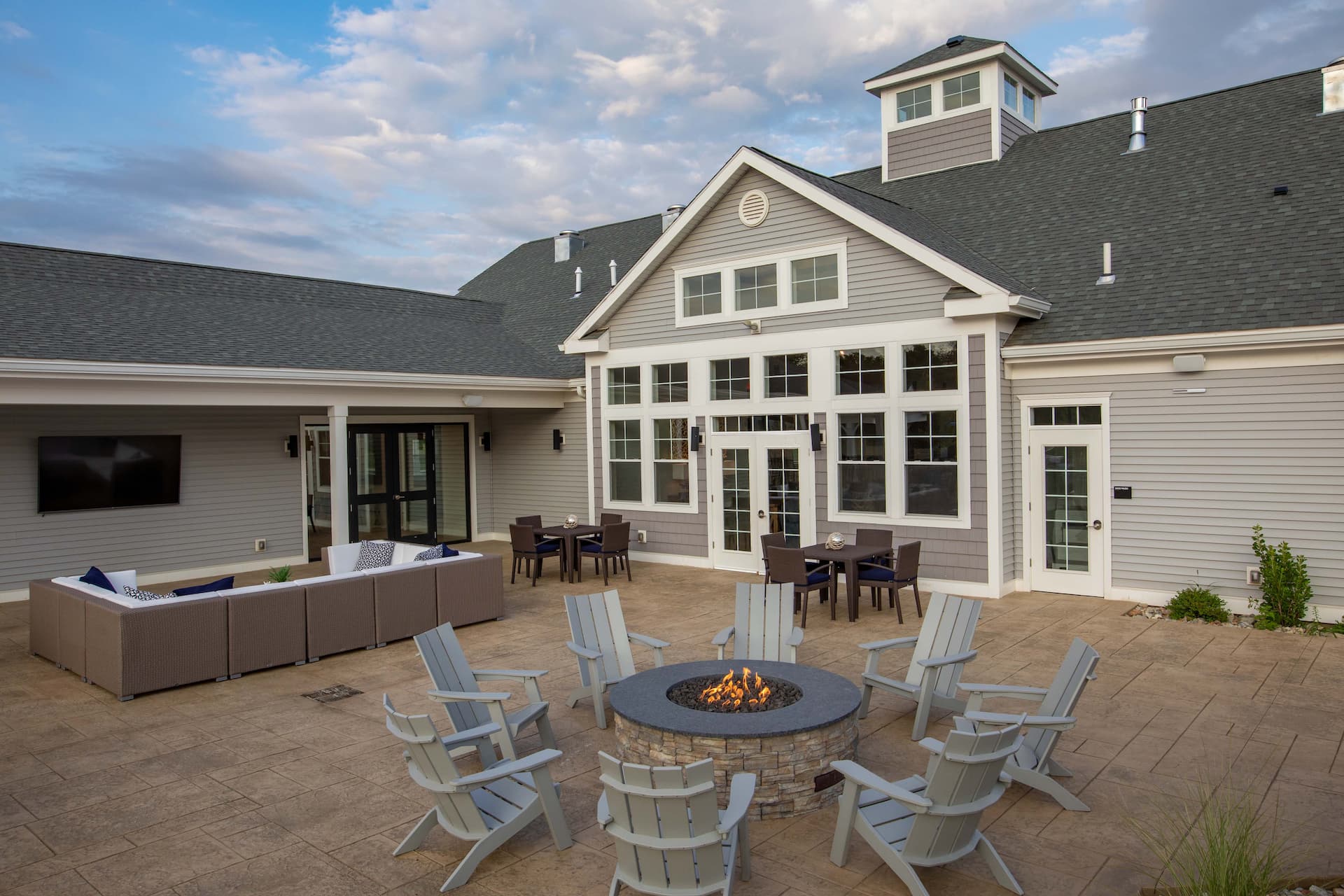 Trail Run Apartment Photos