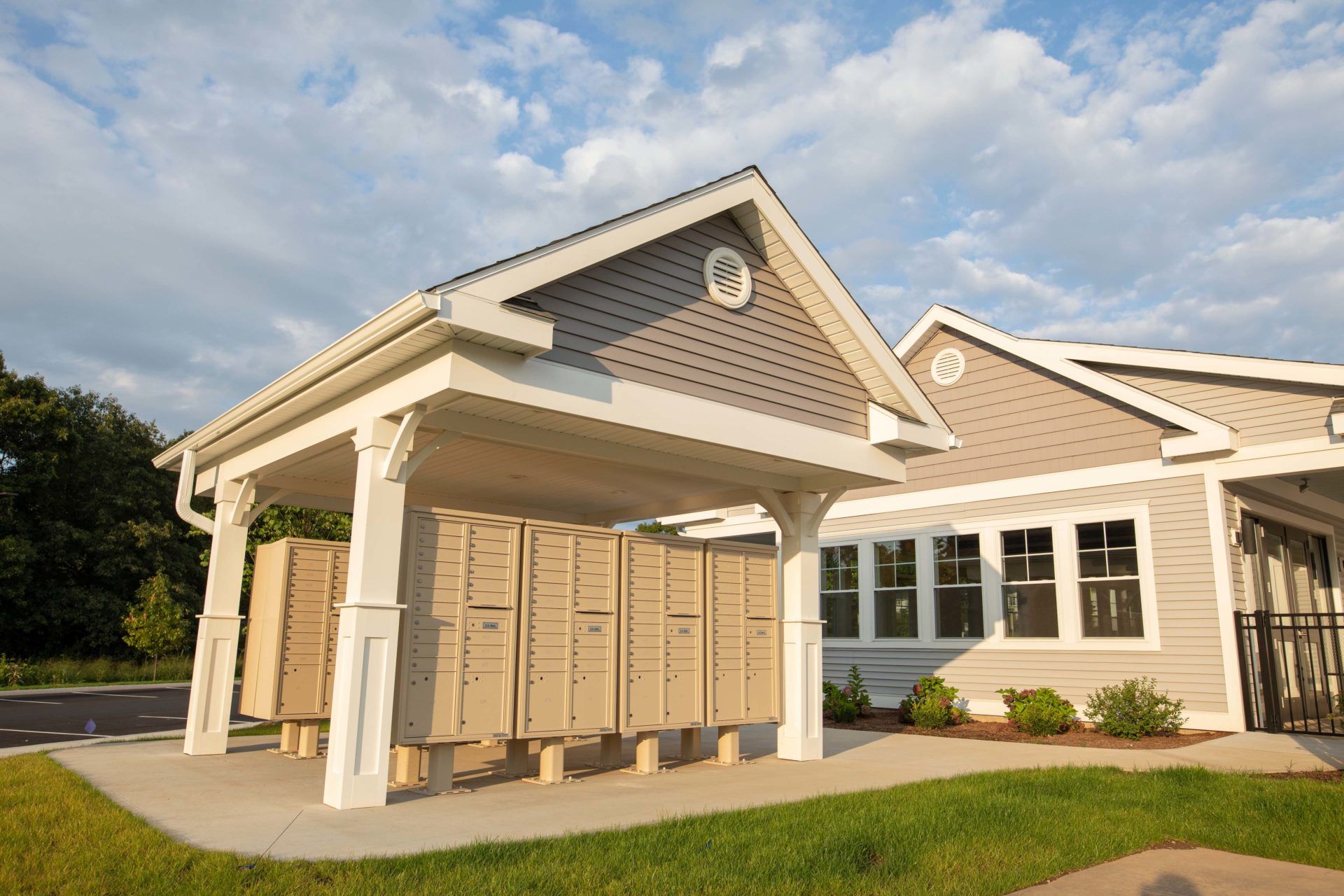 Trail Run Apartment Photos