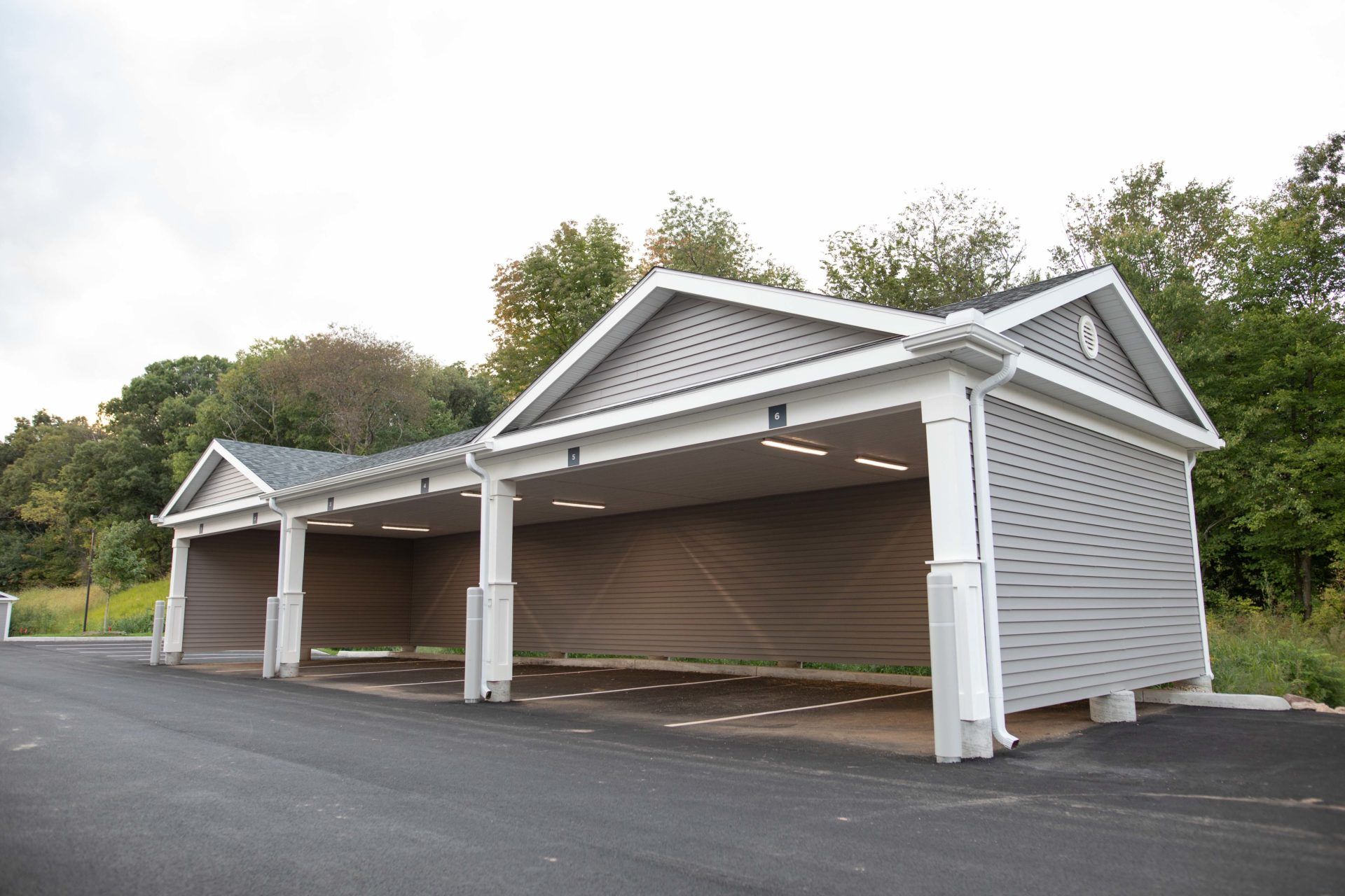 Trail Run Apartment Photos