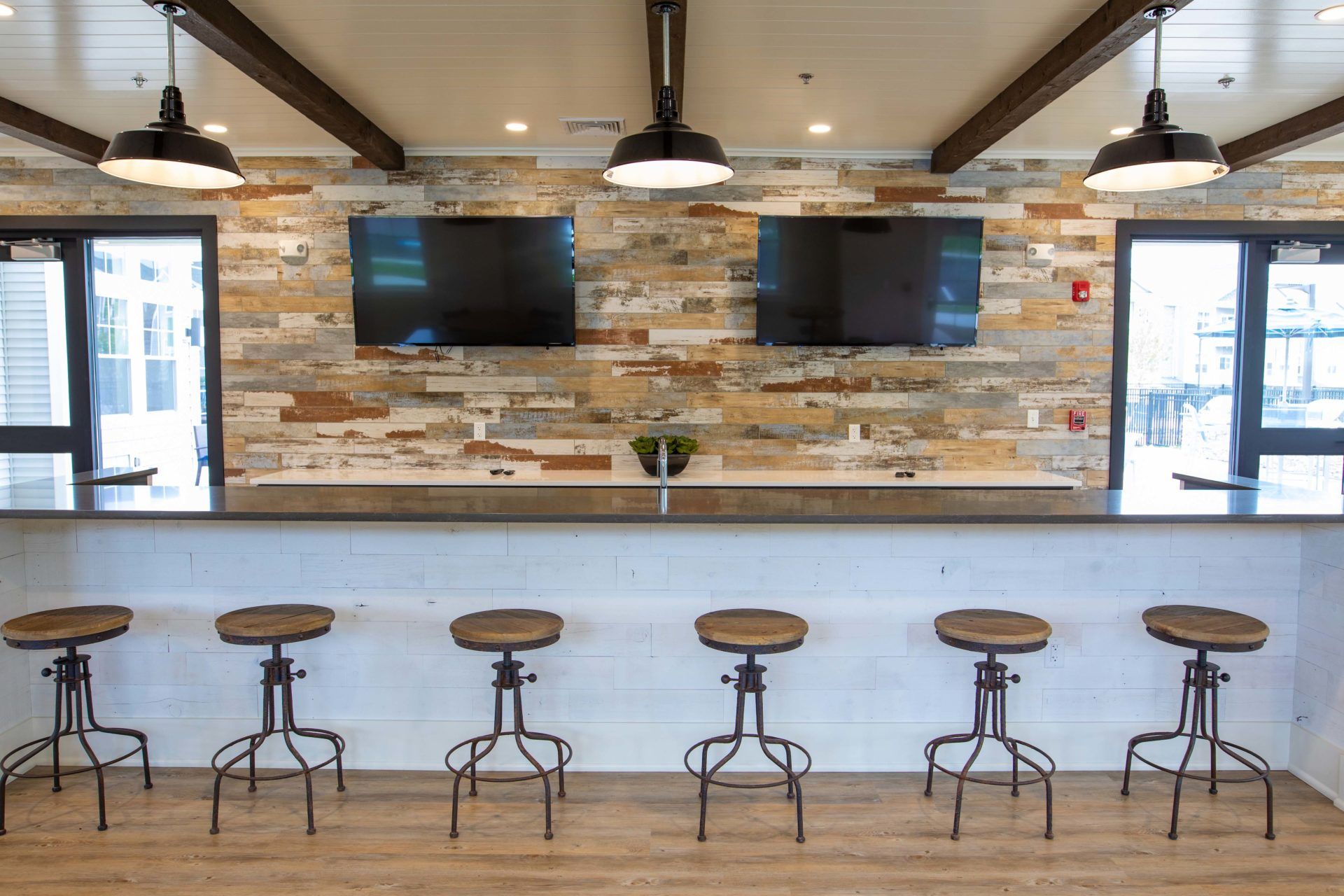 Trail Run Apartment Photos