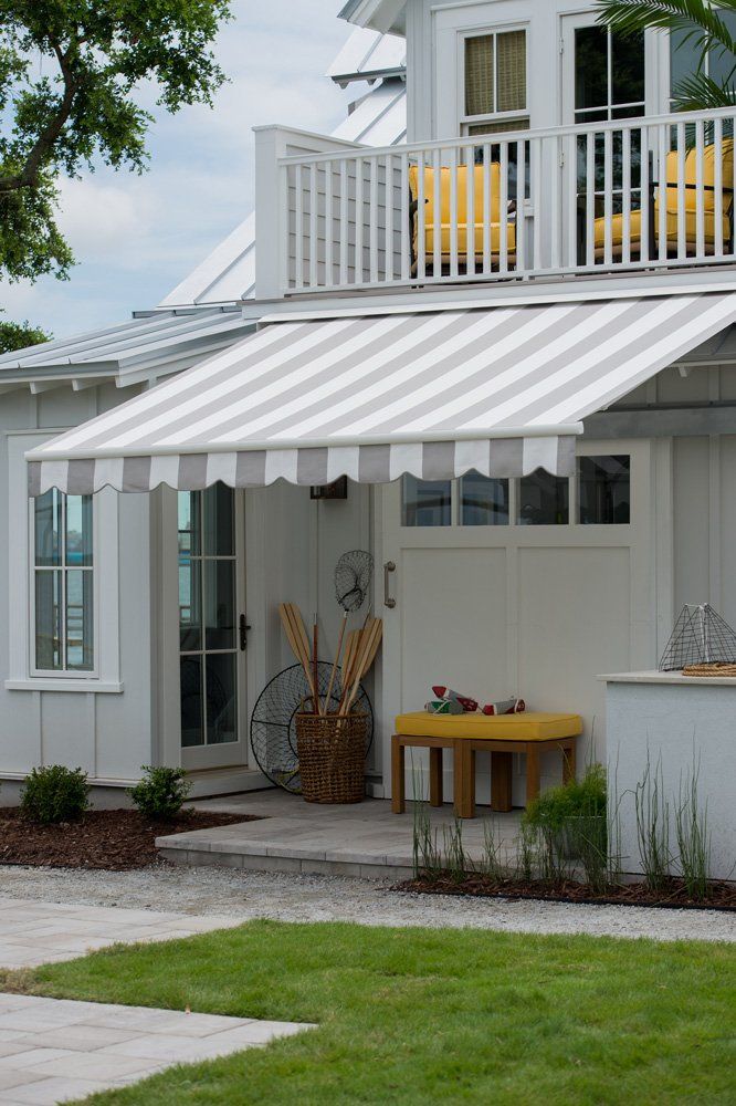 A retractable awning on a home in St. Petersburg, FL