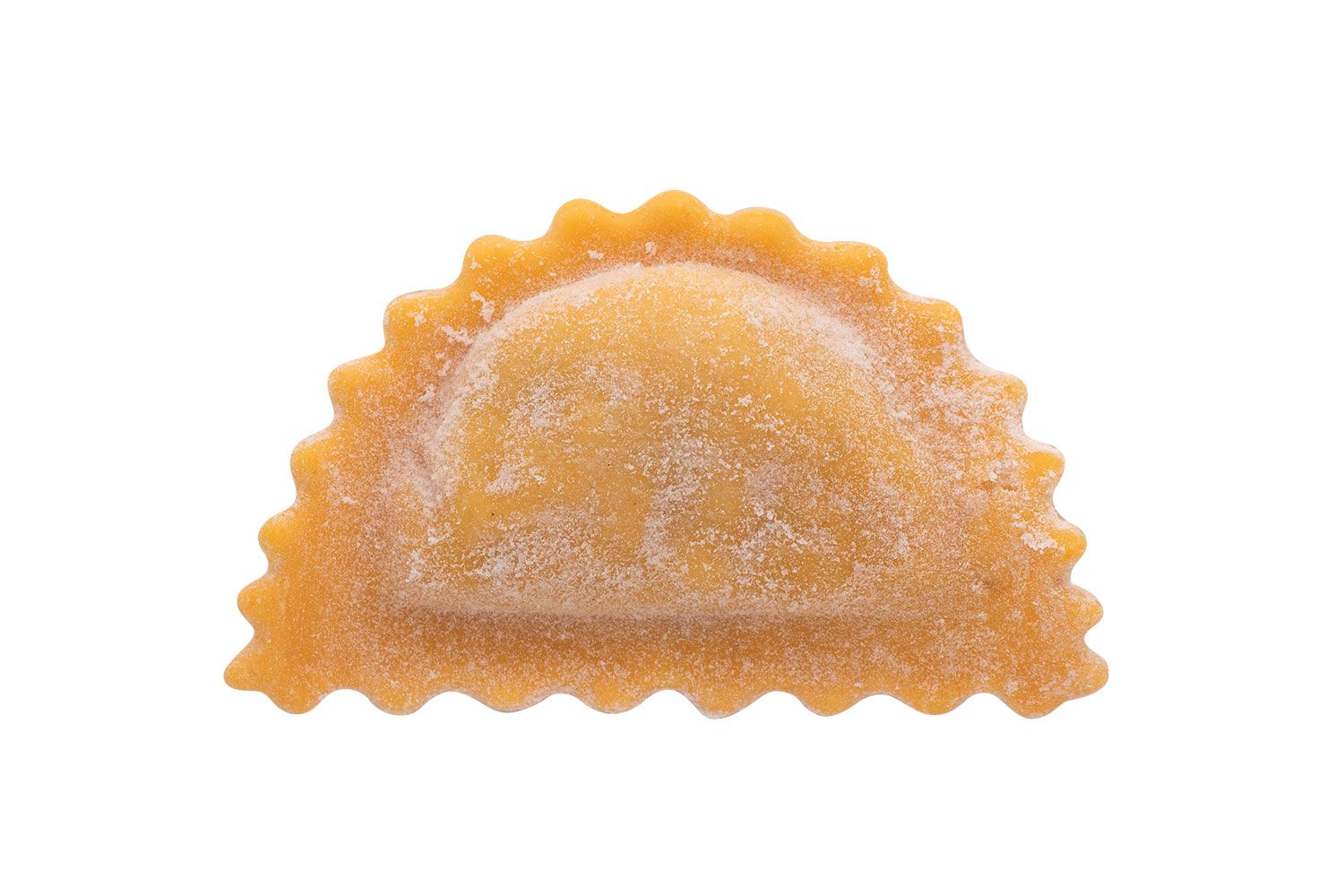 Un primo piano di un raviolo su uno sfondo bianco.