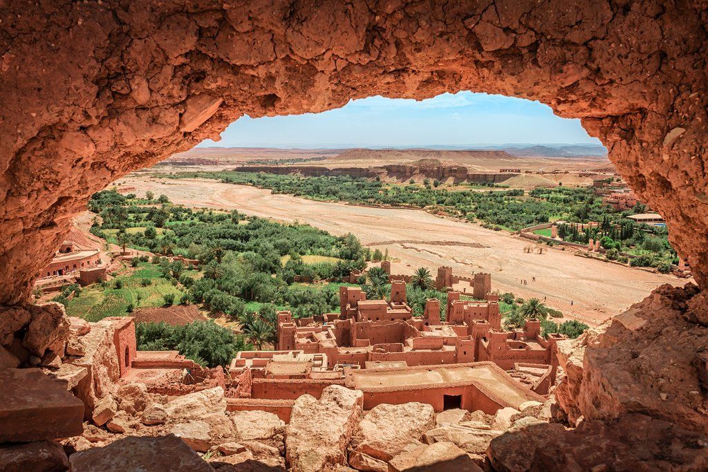 Discover Morocco’s iconic ancient kasbahs, including Ait Benhaddou, Kasbah Taourirt, and Kasbah Amri