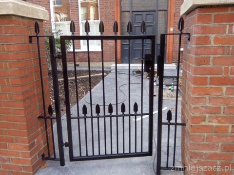 Secure entrance gates