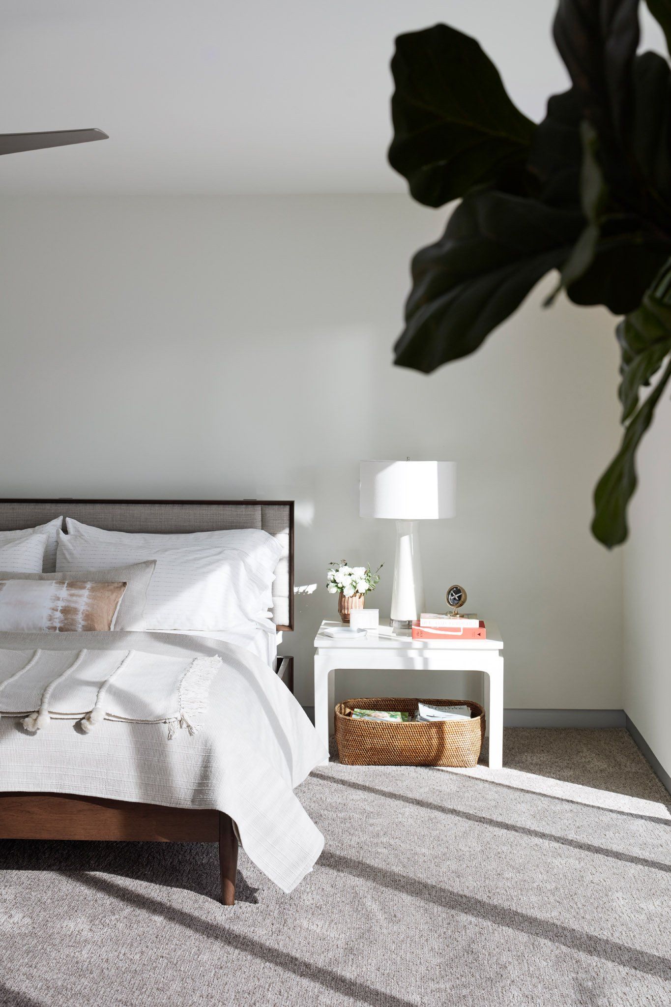 bedroom in palm springs designed by Dakota DesignWorks