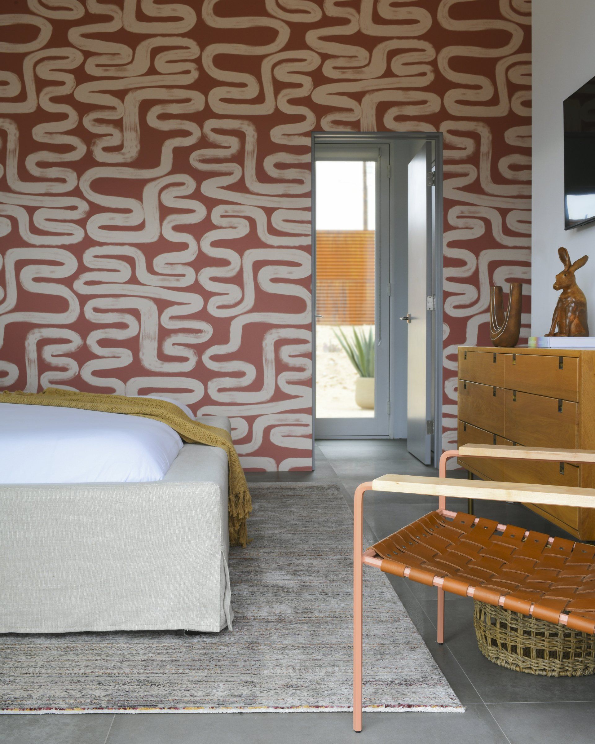 Bedroom in a Joshua Tree house designed by Dakota DesignWorks