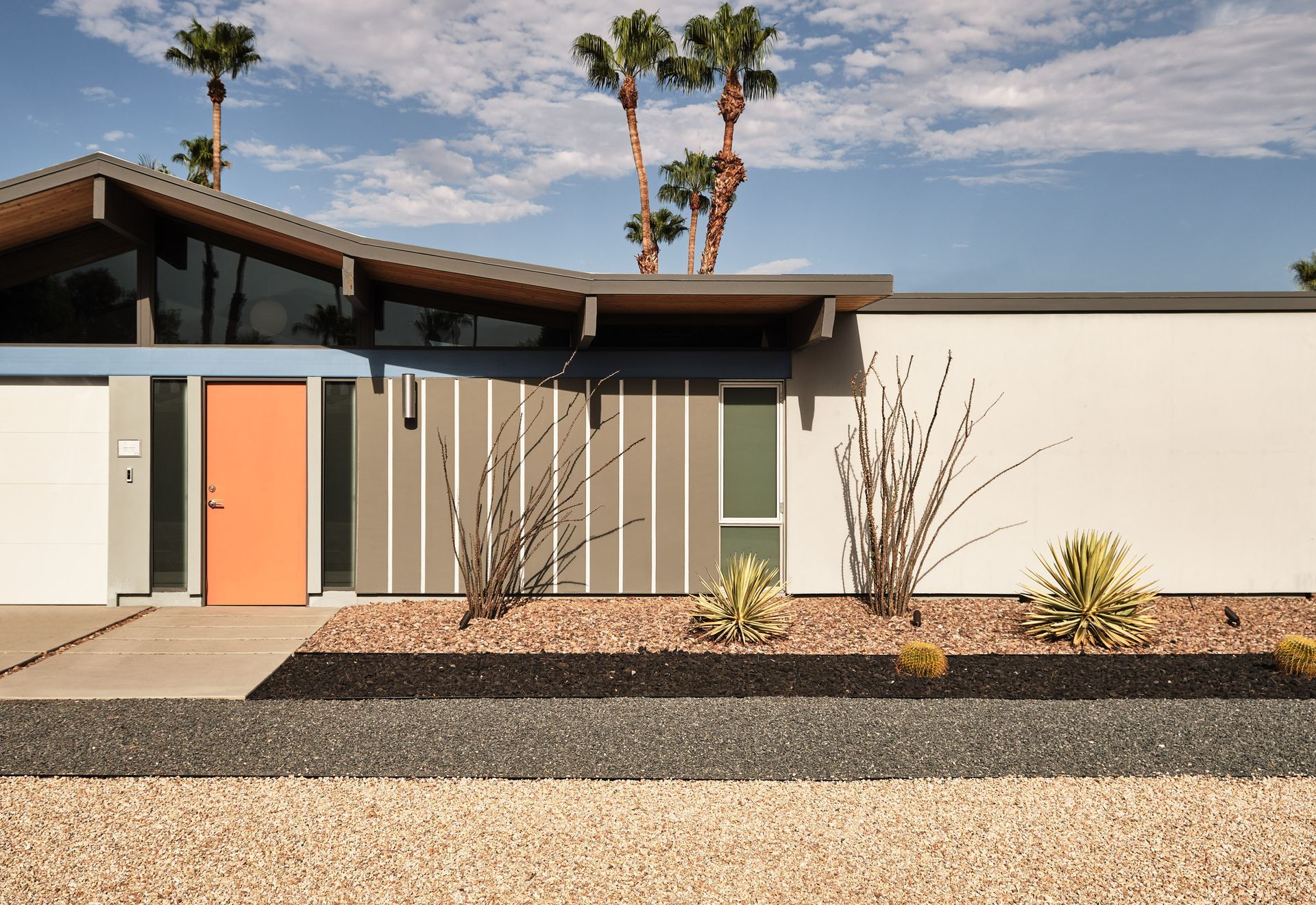 home in Palm Springs designed by Dakota DesignWorks