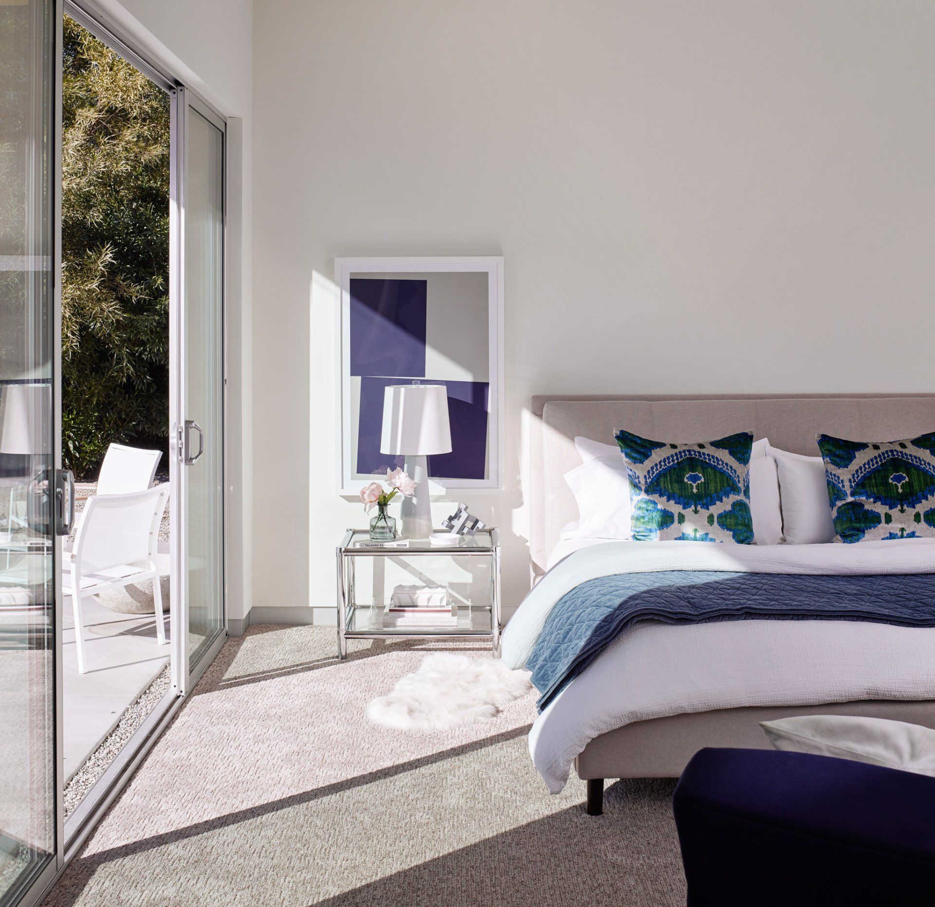 bedroom in palm springs designed by Dakota DesignWorks