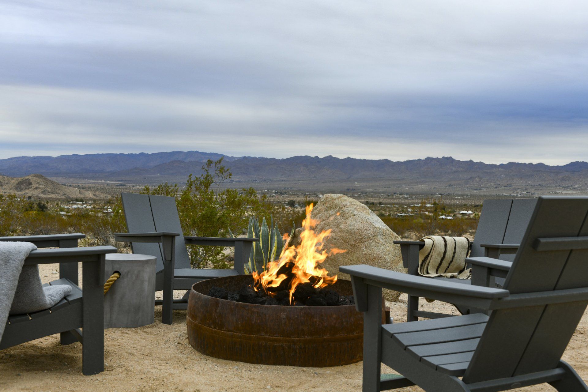 image of outdoor fire pit designed by dakota designworks
