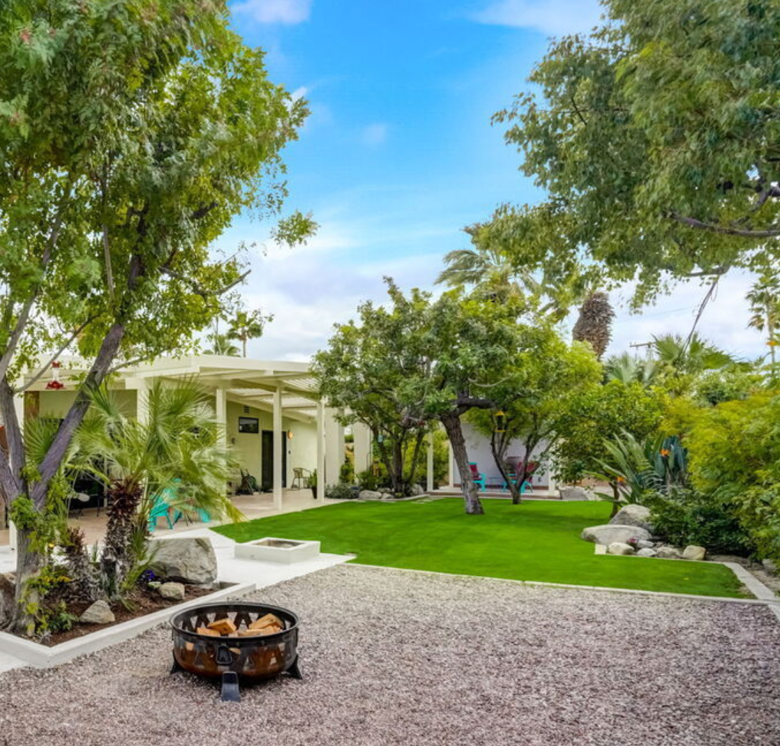 before of palm springs remodel completed by Dakota DesignWorks