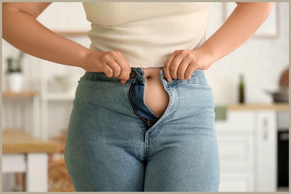 unzipped sipper due to belly fats