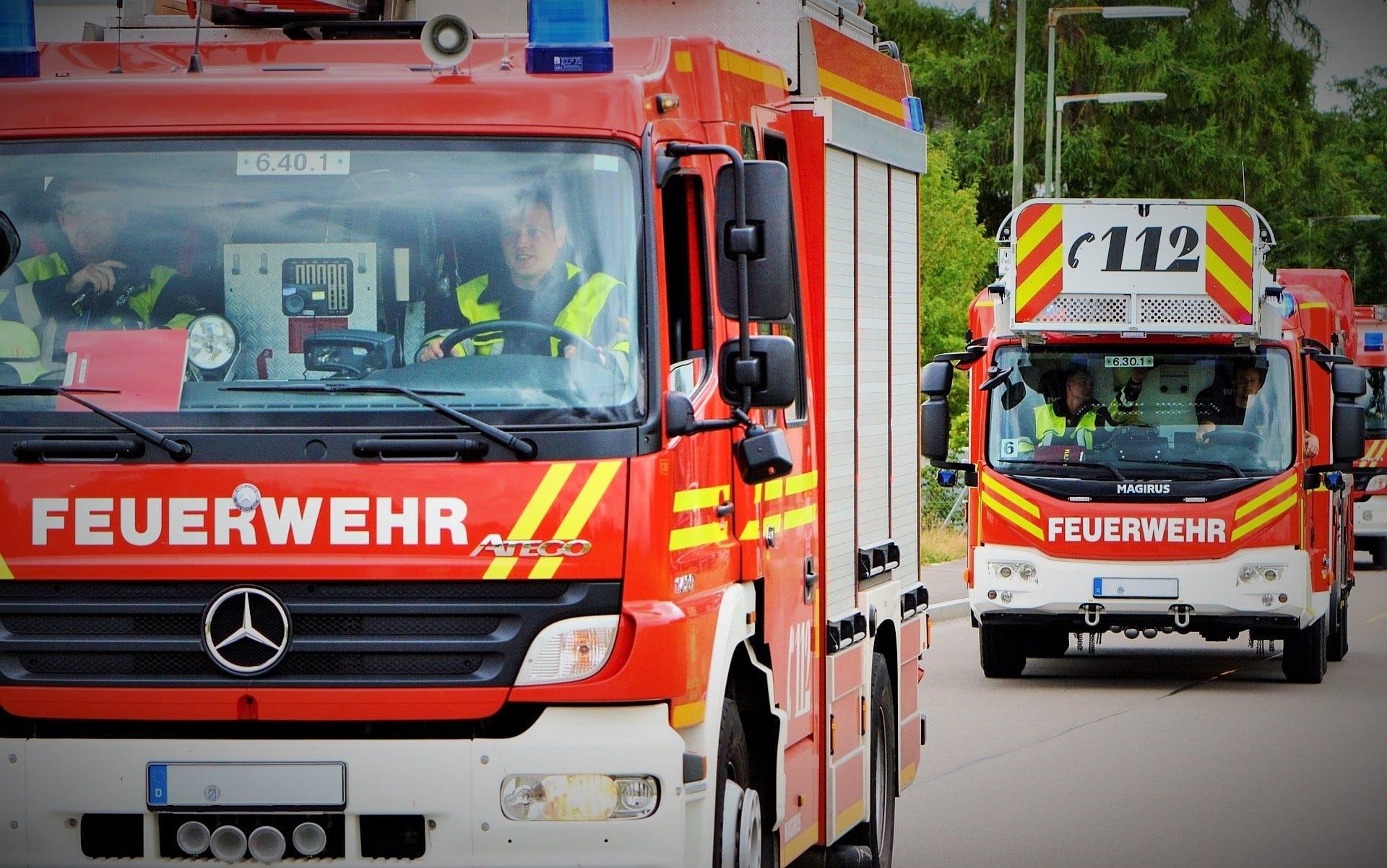 Feuerwehrfahrzeuge im Einsatz
