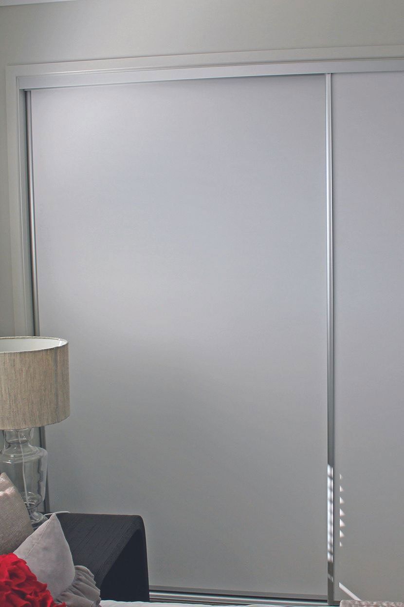 Image of plain plasterboard sliding wardrobe doors