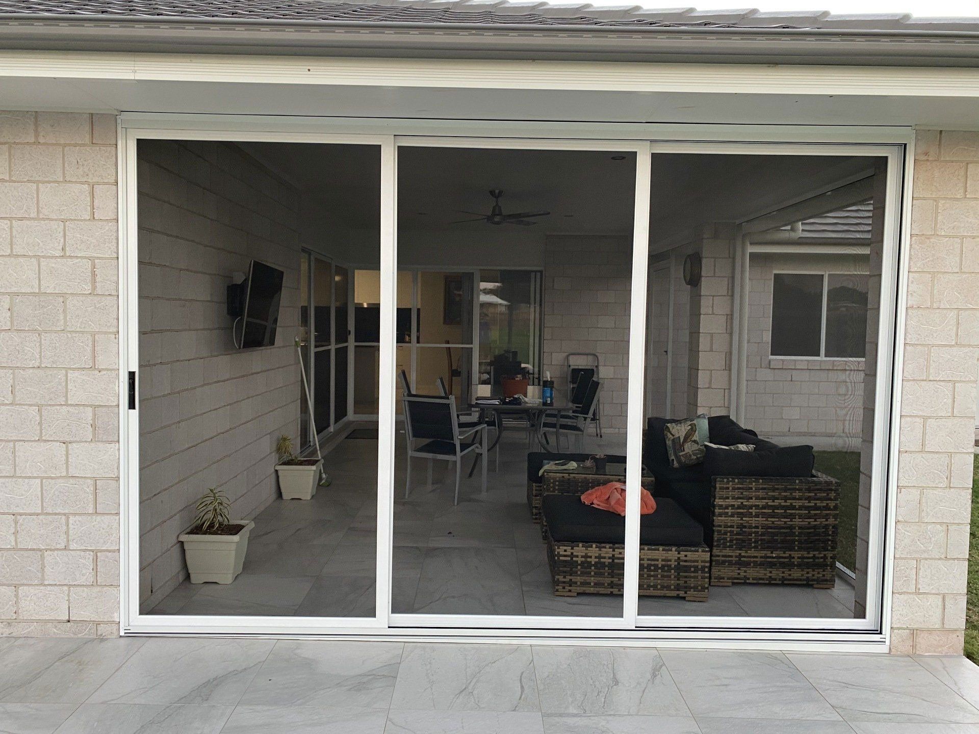 Elimbah Patio Enclosure with Insect Screen mesh — Sunshine Coast, QLD — Amsafe Security