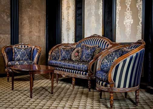 Old Couch - Laguna Hills, CA - Leisure World Cons.