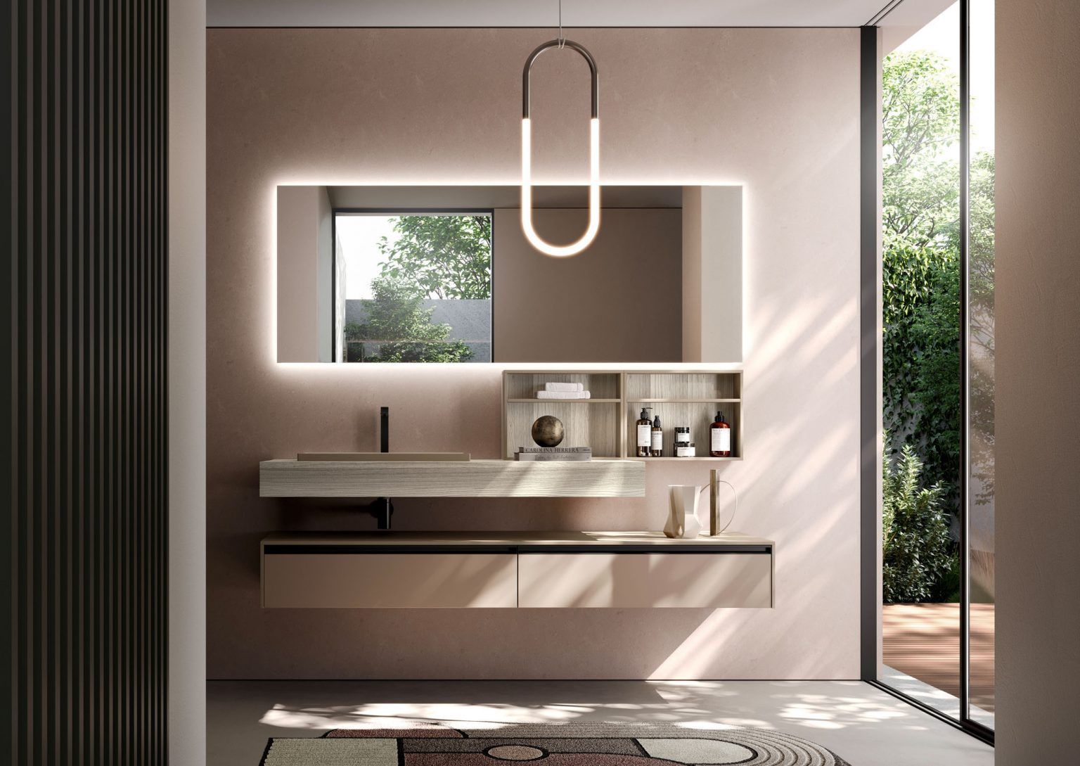 Bagno moderno con un grande specchio, un mobile lavabo sospeso e luce naturale.