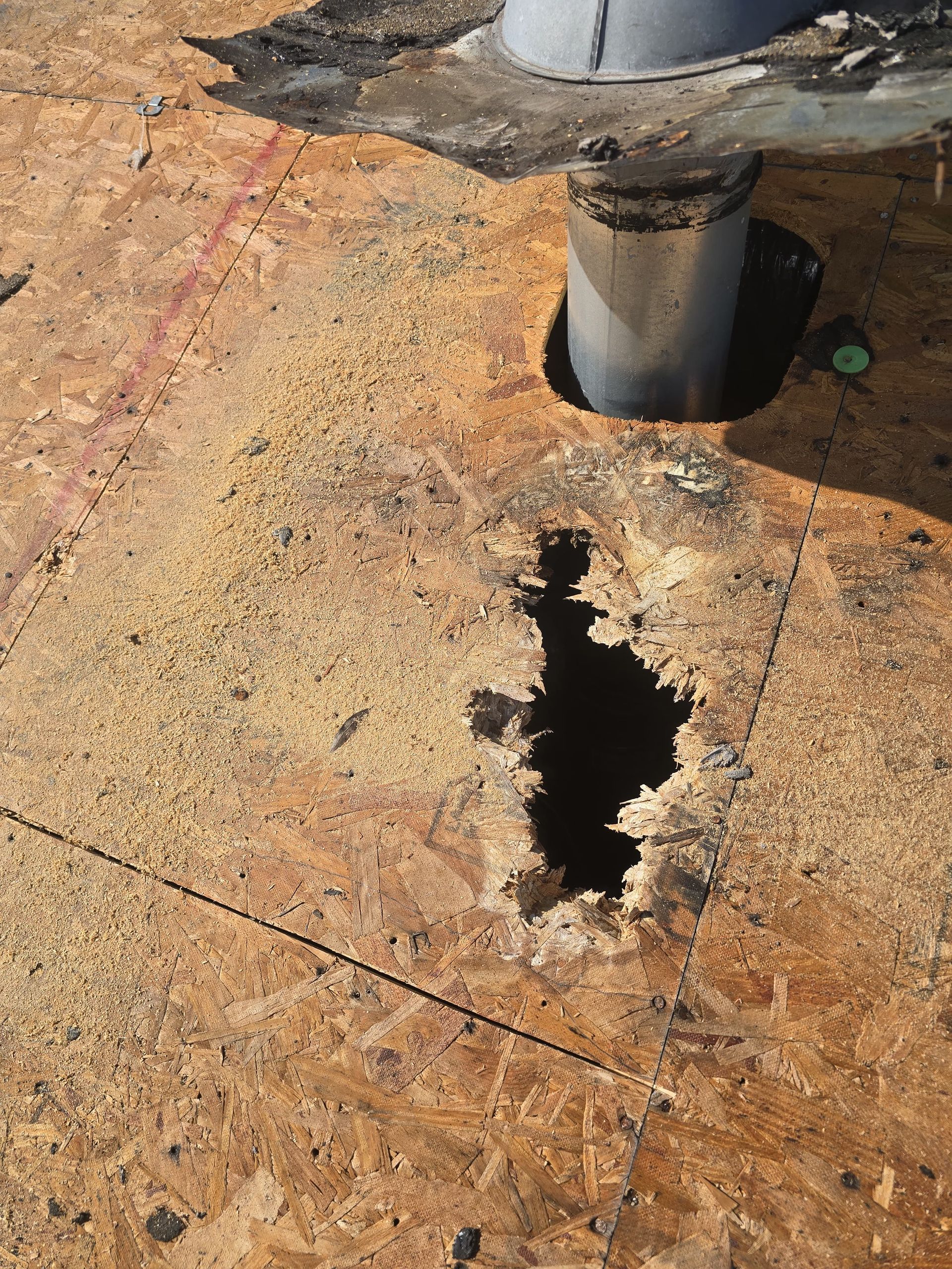 Roofing professionals performing hurricane-resistant residential roof repairs in Maitland, Florida, restoring family homes and lakefront properties affected by Central Florida’s climate and storm conditions