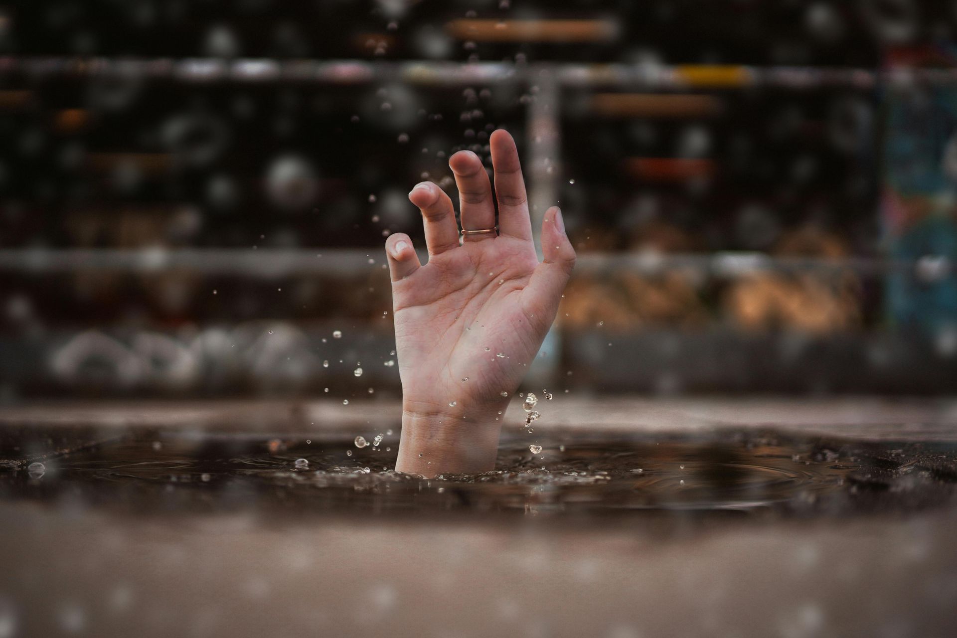 prevent drowning incidents, get pool maintenance in Simi Valley