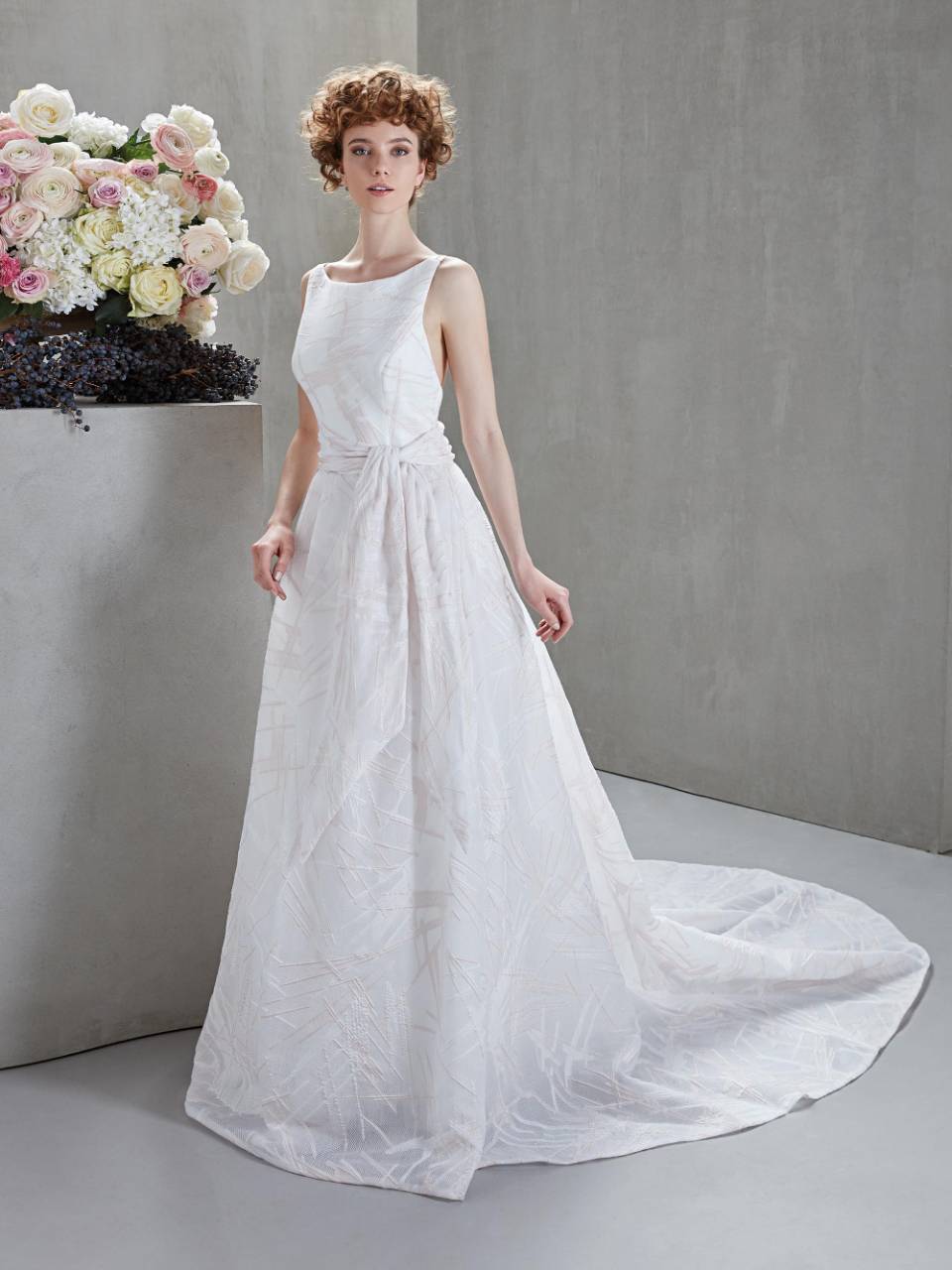 Abito da sposa scollo rotondo