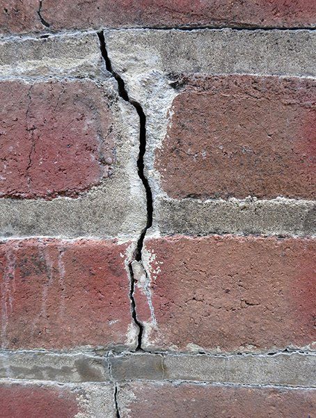 A Crack in Your Chimney and Other Signs of Chimney Damage
