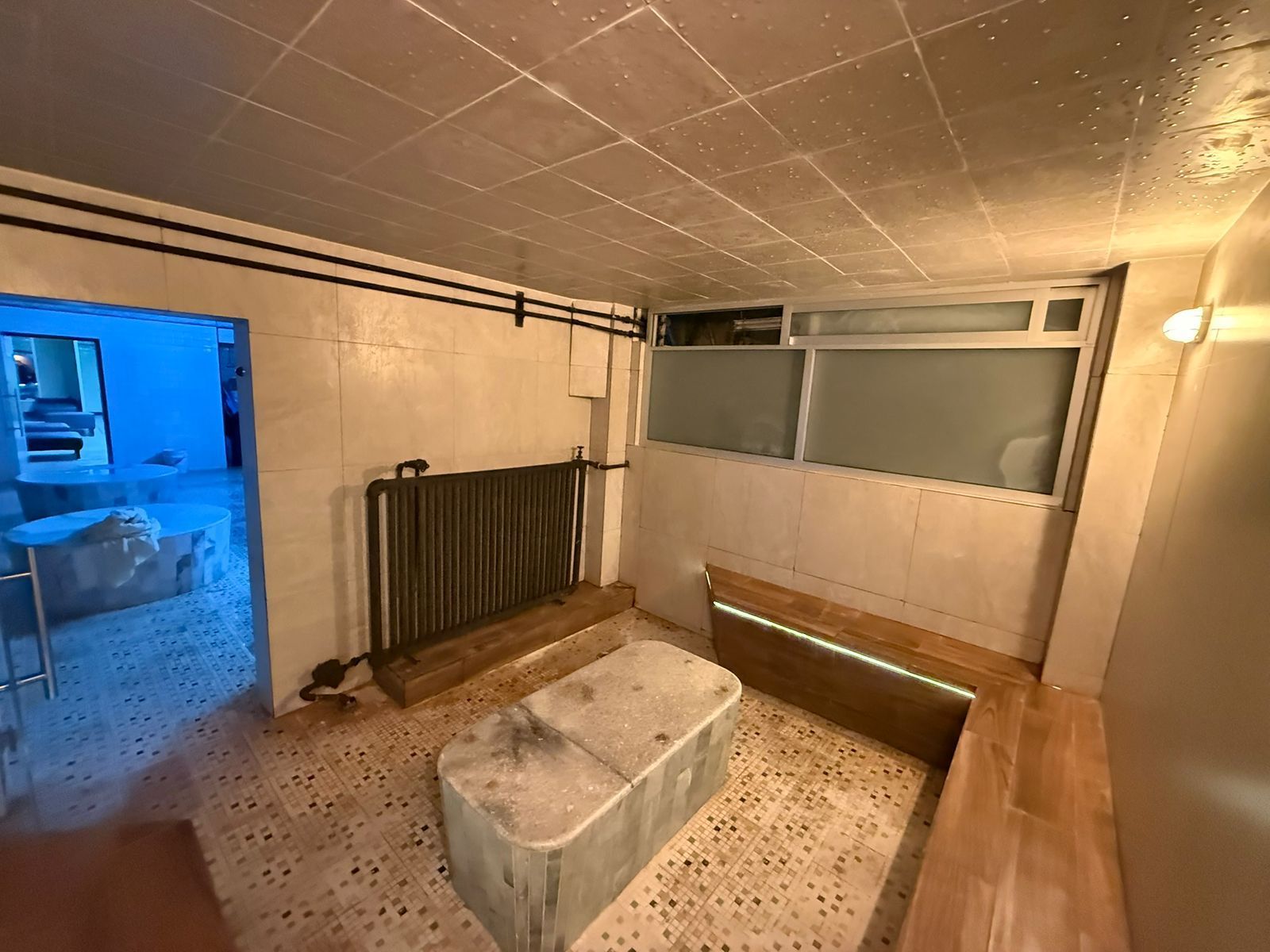 Áreas privadas y separadas dentro de Baños Papaqui