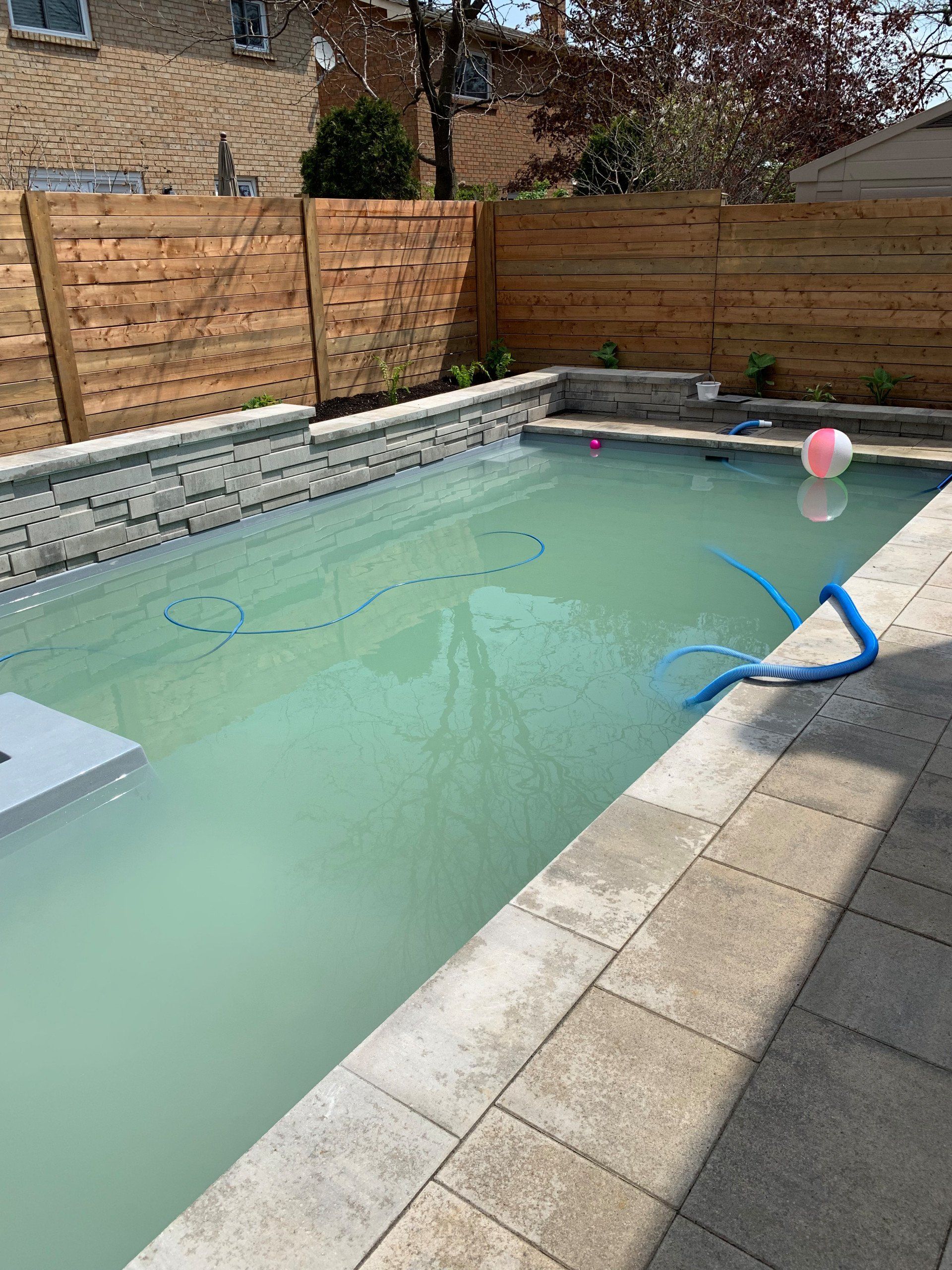 Brampton Party Fiberglass Pool with Spa 3 Day Pools